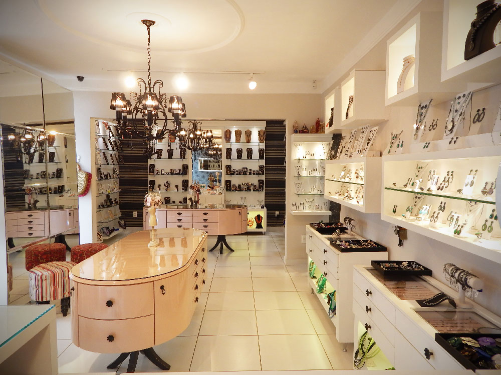 LOJA-3--MADRE-COMPLEMENTOS